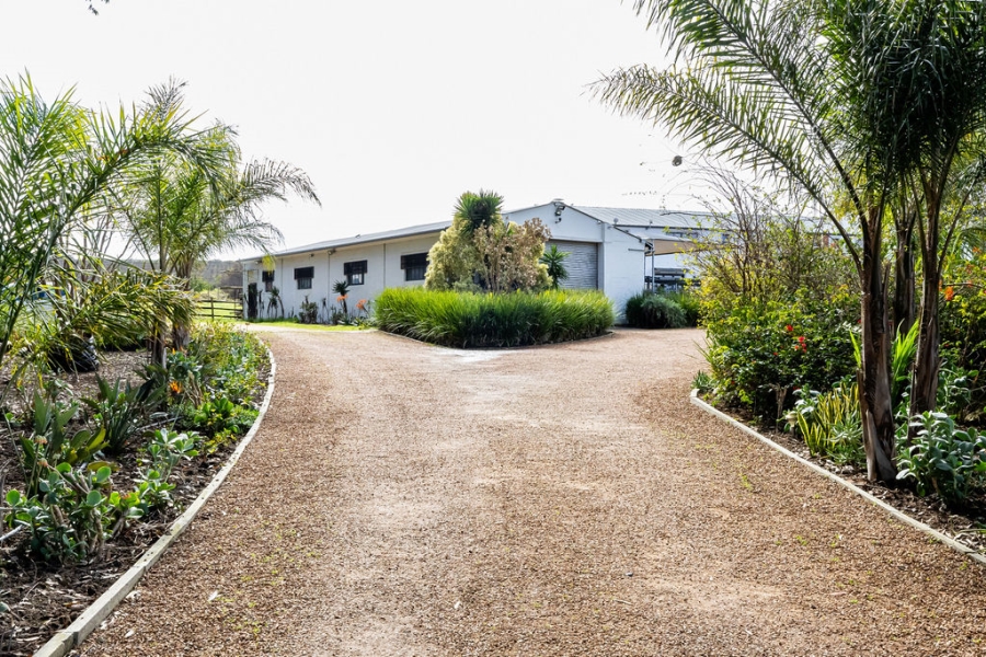 6 Bedroom Property for Sale in Stellenbosch Farms Western Cape